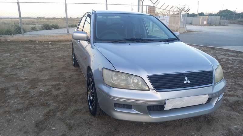 Mitsubishi Lancer 1,5L 2001