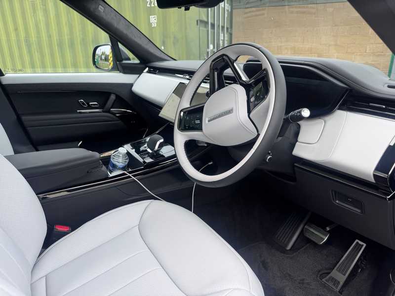 2025 Land Rover Range Rover Sport 3,0L 2025 Cyprus