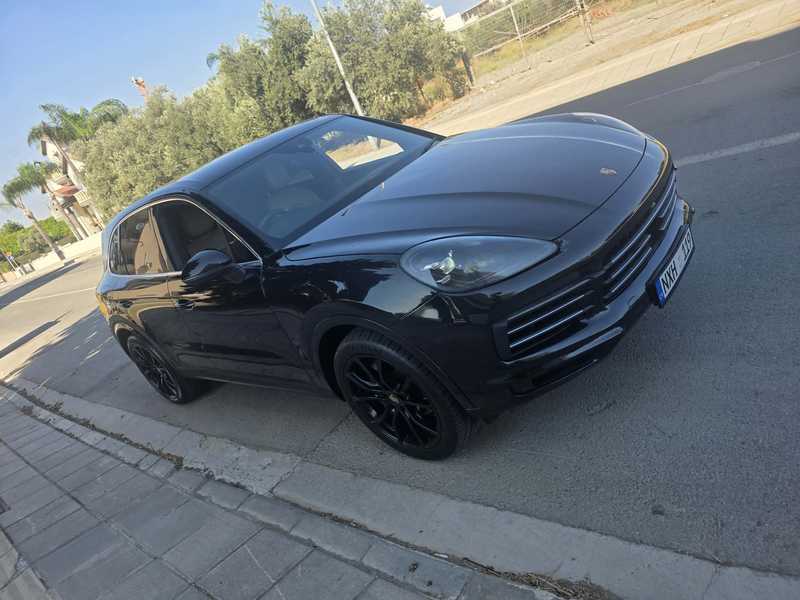 Porsche Cayenne 2020