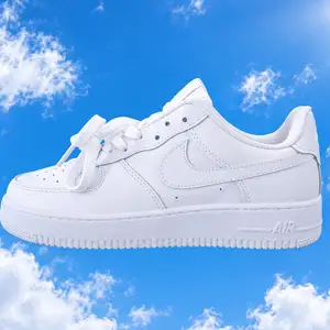 Sport shoes, Επαρχία Λευκωσίας — Λακατάμεια - Συνοικισμός Ανθούπολης