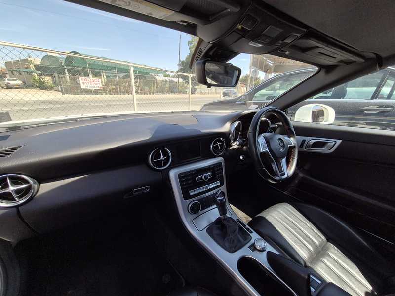 2014 Mercedes-Benz SLK-Class 2,2L 2014 Cyprus