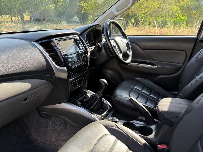 2019 Mitsubishi L200 2,4L 2019 Cyprus
