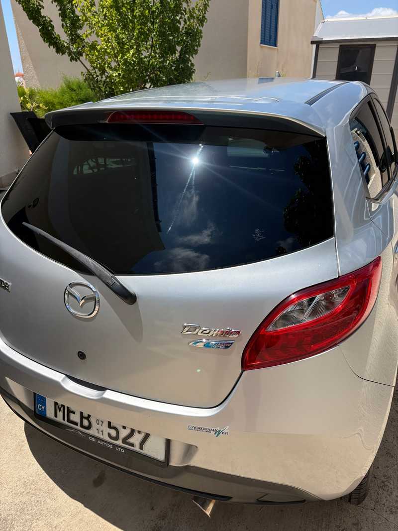 2011 Mazda Demio 1,3L 2011 Cyprus