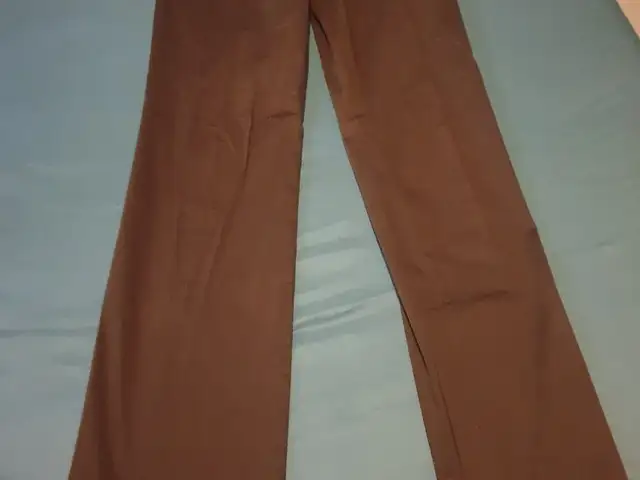 Zara basic trousers, Larnaca — Oroklini