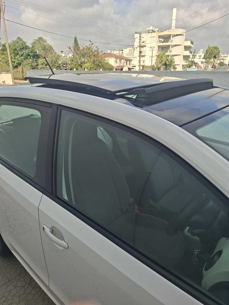 2015 Volkswagen UP 1,0L 2015 Cyprus