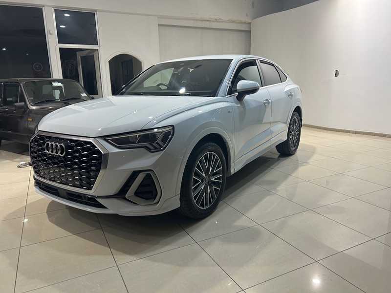 Audi Q3 2,0L 2021