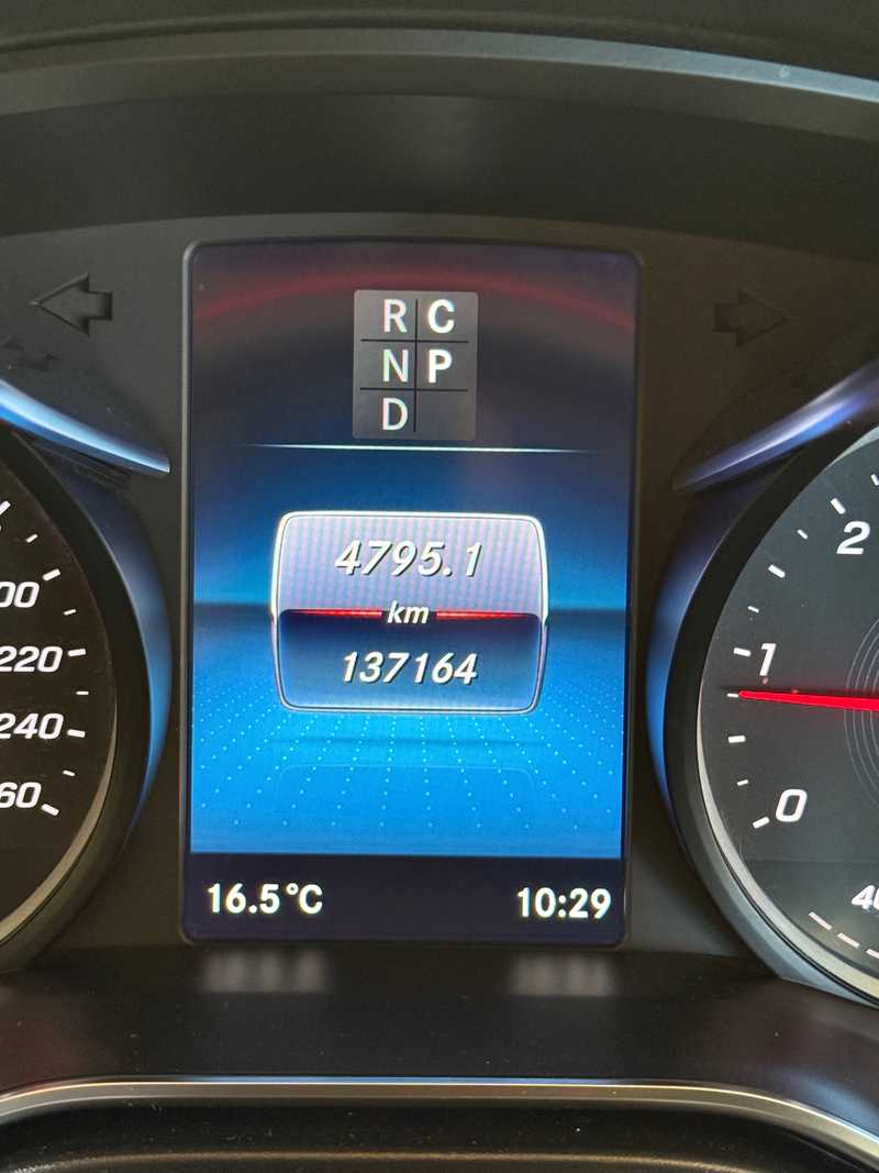 2022 Mercedes-Benz V-Class 2,5L 2022 Cyprus