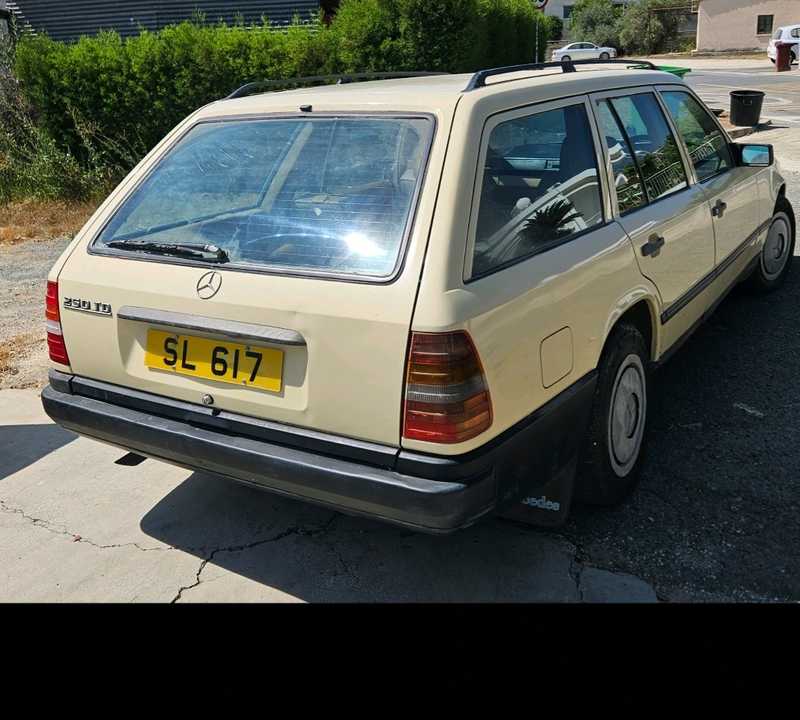 Mercedes-Benz E-Class 2,0L Older Cyprus