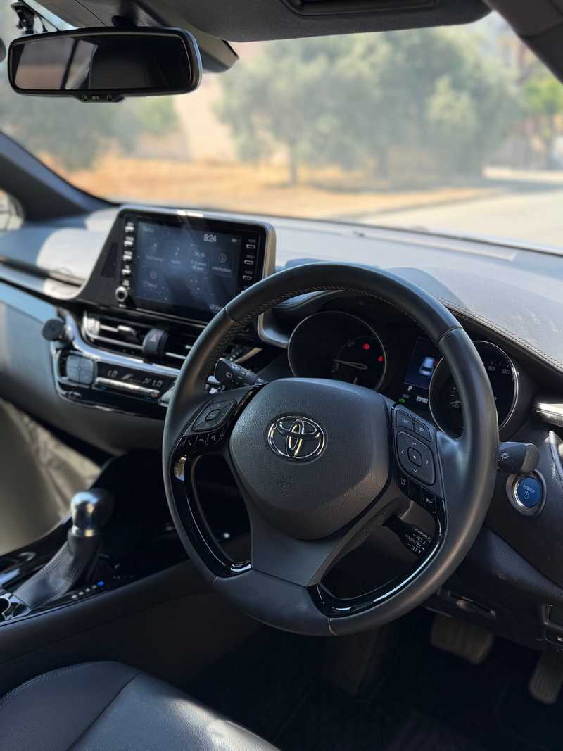 2022 Toyota C-HR 1,8L 2022 Cyprus