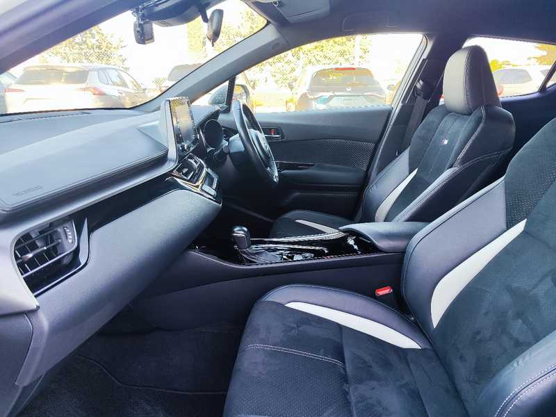 2022 Toyota C-HR 1,8L 2022 Cyprus