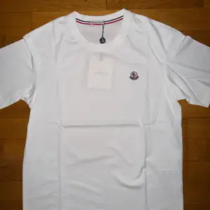 Moncler logo t-shirt white, Nicosia — Nicosia - Ag. Antonios