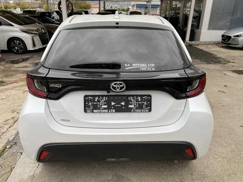 2022 Toyota Yaris 1,5L 2022 Cyprus