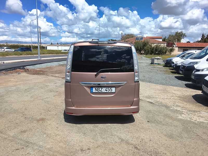 2016 Nissan Serena 2,0L 2016 Cyprus