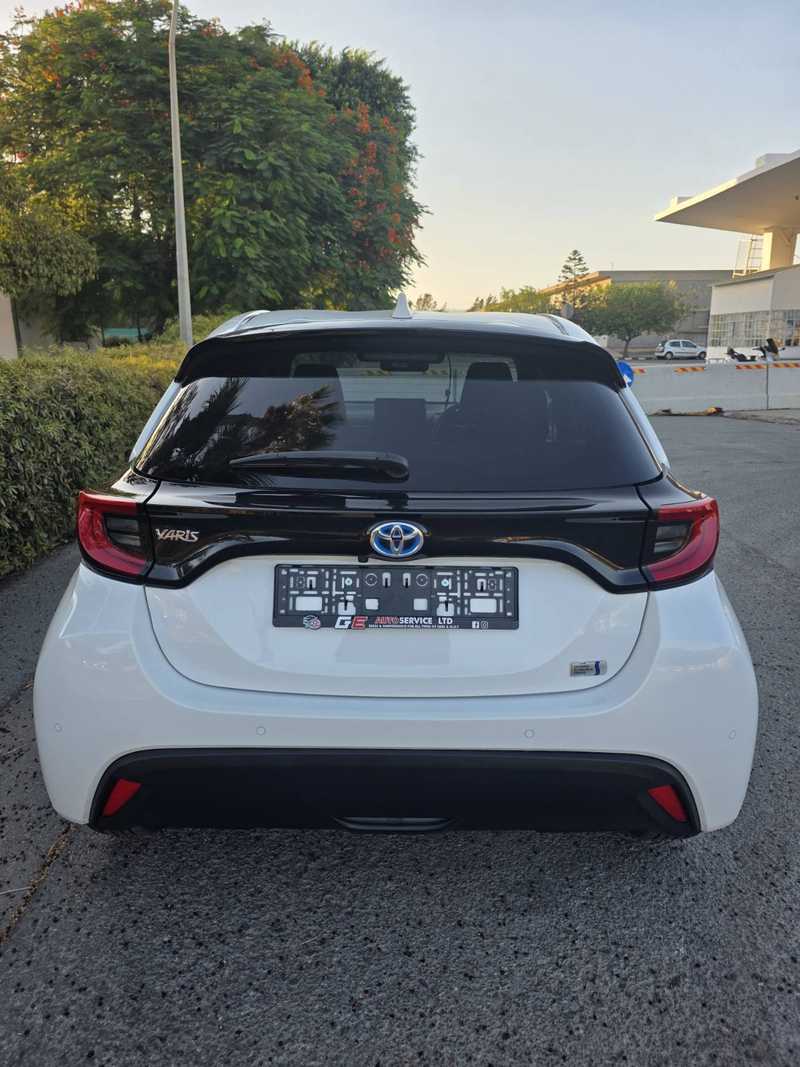 2021 Toyota Yaris 1,5L 2021 Cyprus