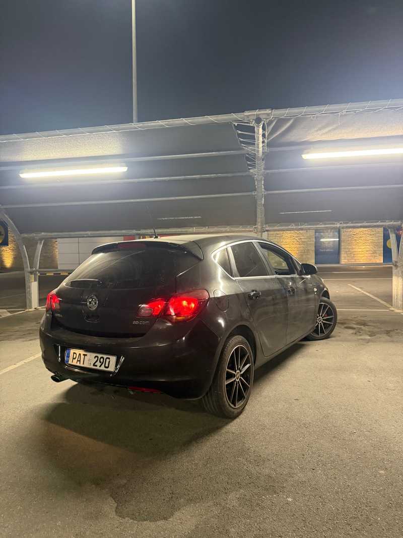 2015 Opel, Vauxhall Astra 2,0L 2015 Cyprus