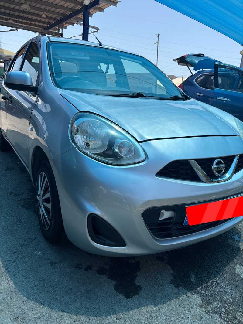 Nissan March 1,2L 2015