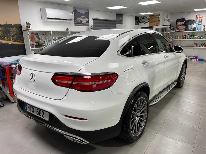 2017 Mercedes-Benz GLC-Class 2,5L 2017 Cyprus