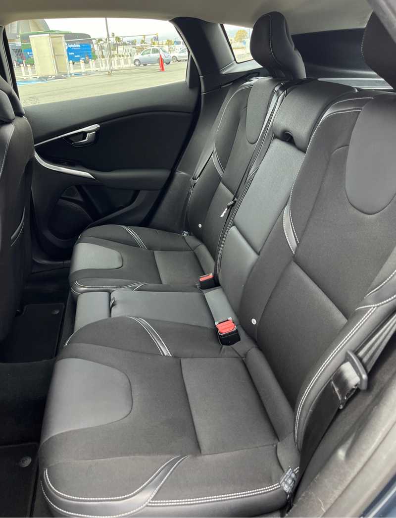2017 Volvo V40 1,6L 2017 Cyprus
