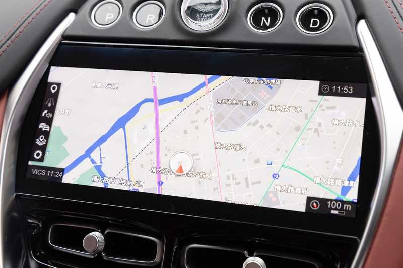 2023 Aston Martin DBX 4,0L 2023 Cyprus