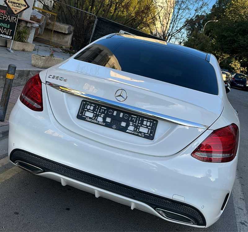 2016 Mercedes-Benz C-Class 2,5L 2016 Cyprus