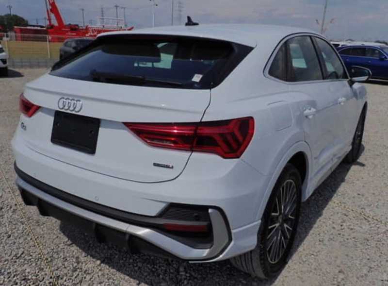 2022 Audi Q3 2,0L 2022 Cyprus