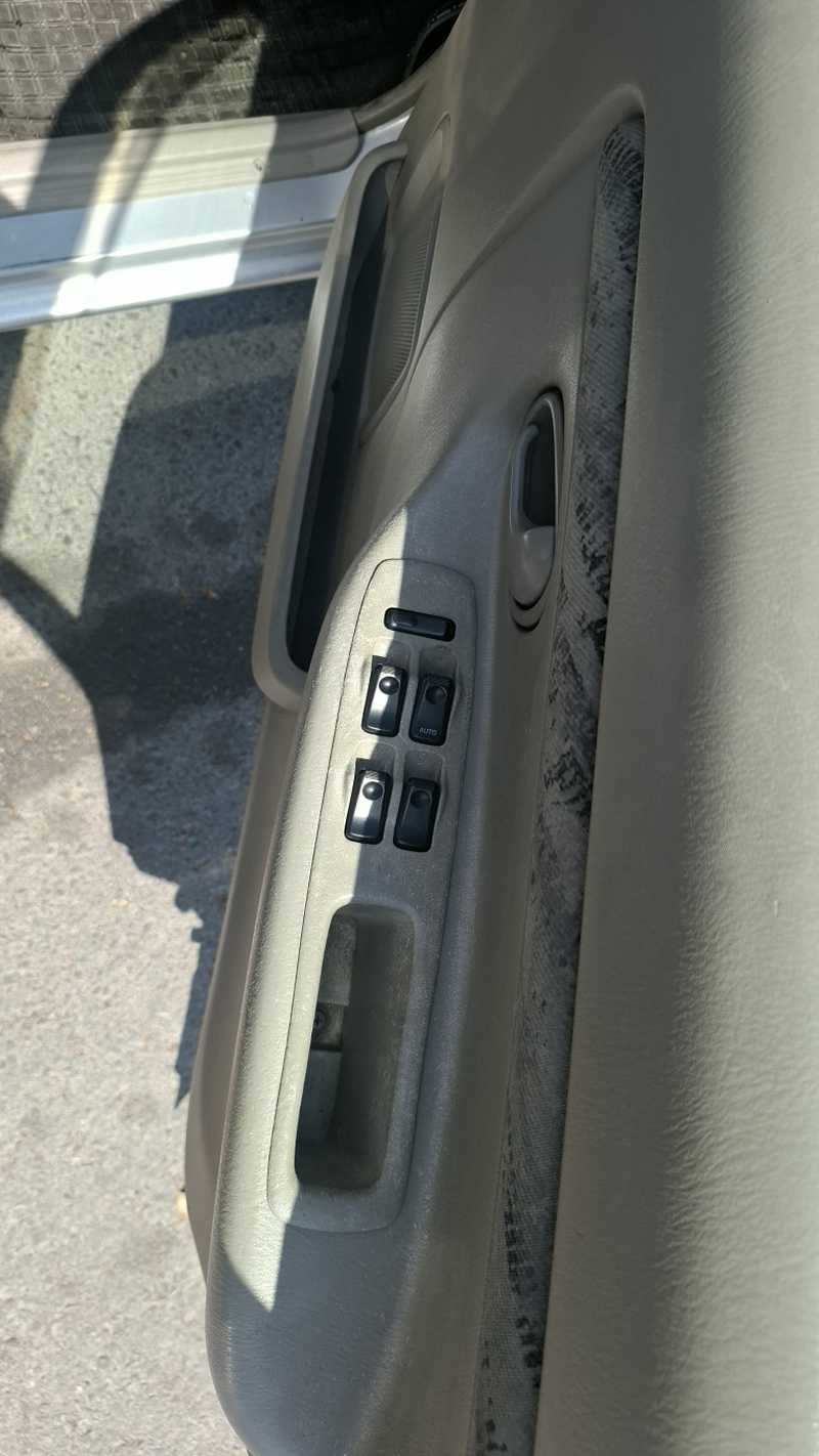 2003 Mazda Demio 1,5L 2003 Cyprus
