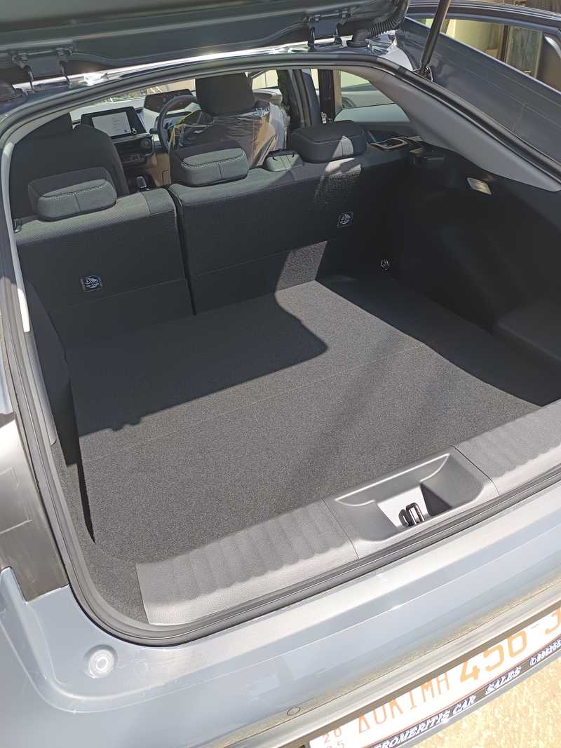 2024 Toyota Prius 2,0L 2024 Cyprus