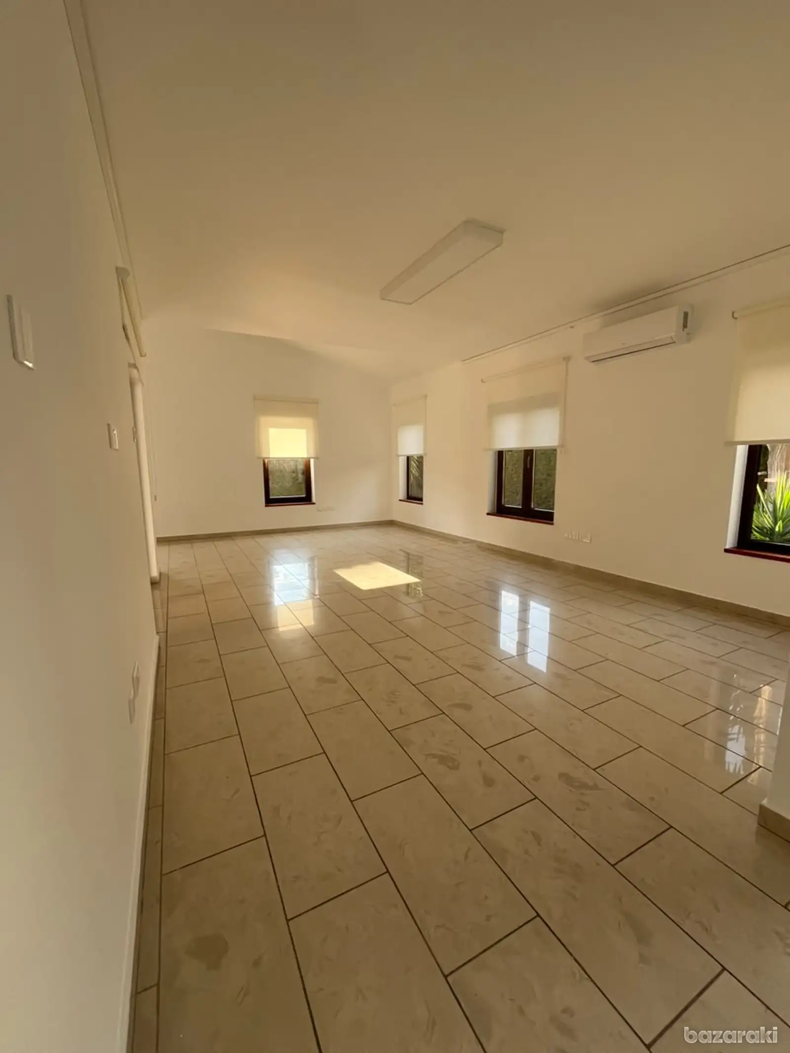 Villa — 4