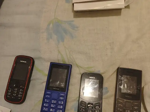 Nokia 130 & 105 phones for spare parts, Nicosia — Aglantzia