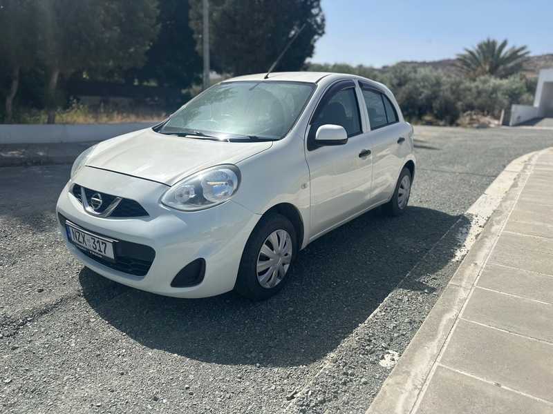 Nissan March 1,2L 2015