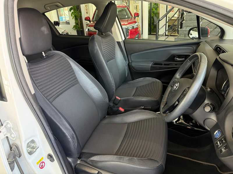 2016 Toyota Yaris 1,5L 2016 Cyprus