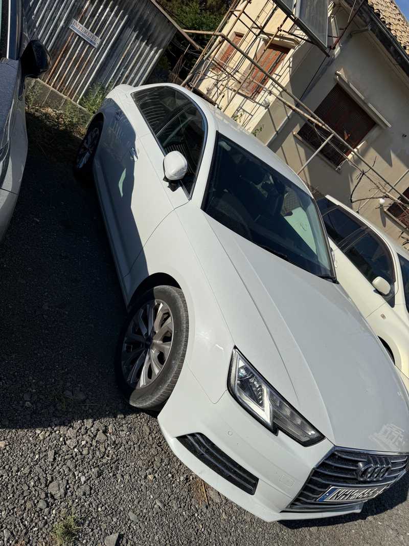 2019 Audi A4 2,0L 2019 Cyprus
