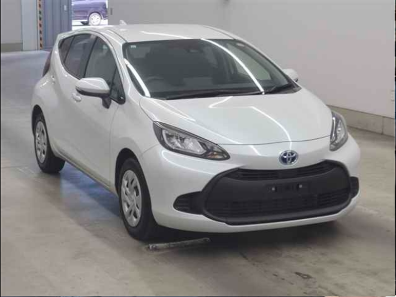 Toyota Aqua 1,5L 2024