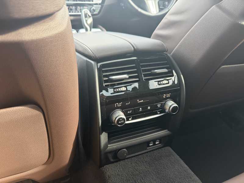 2022 BMW 5-Series 4,4L 2022 Cyprus
