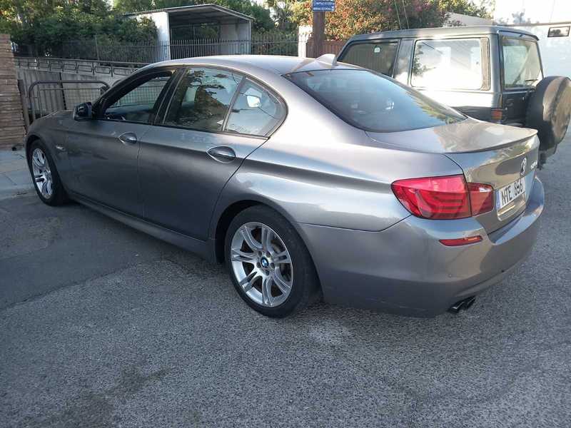 BMW 5-Series 2,5L 2012
