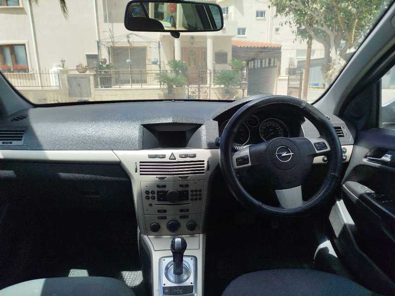 2008 Opel, Vauxhall Astra 1,4L 2008 Cyprus