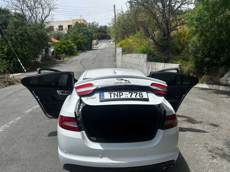 2014 Jaguar XF 2,2L 2014 Cyprus
