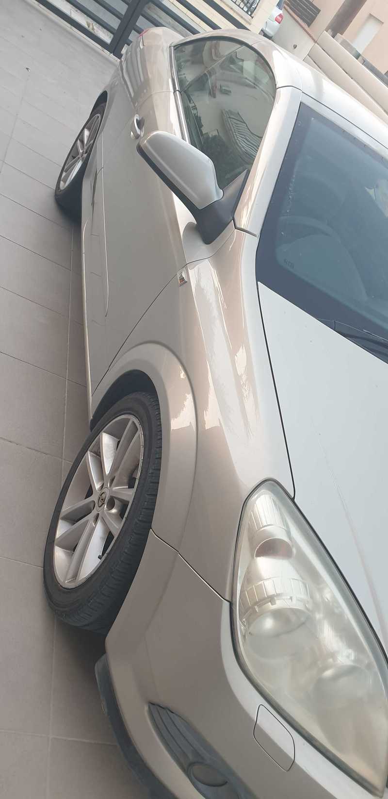 2006 Opel, Vauxhall Astra 1,6L 2006 Cyprus