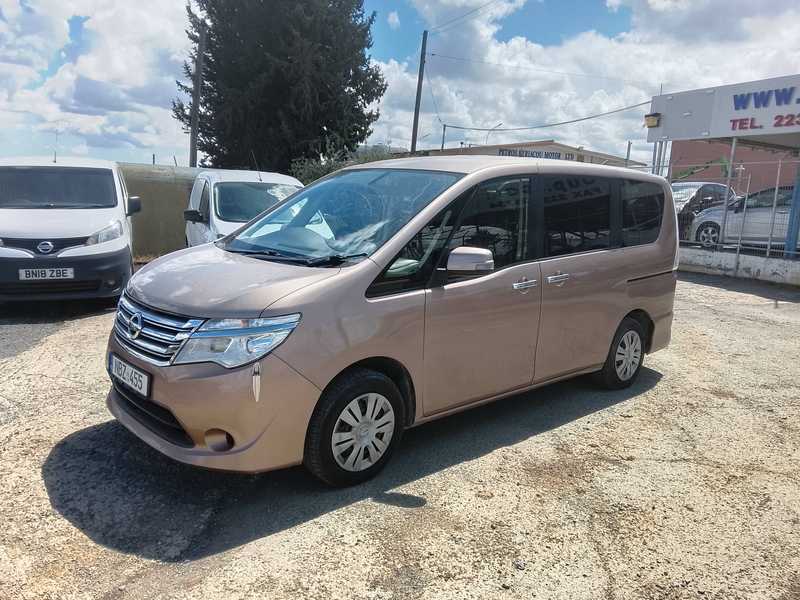 2016 Nissan Serena 2,0L 2016 Cyprus
