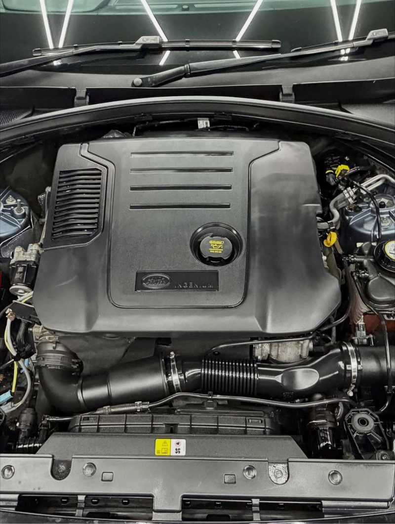 2021 Land Rover Range Rover Velar 2,0L 2021 Cyprus