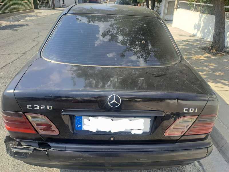 Mercedes-Benz E-Class 2,0L 2001