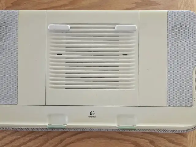 Logitech speaker lapdesk n700, Επαρχία Λευκωσίας — Λακατάμεια - Αγία Παρασκευή