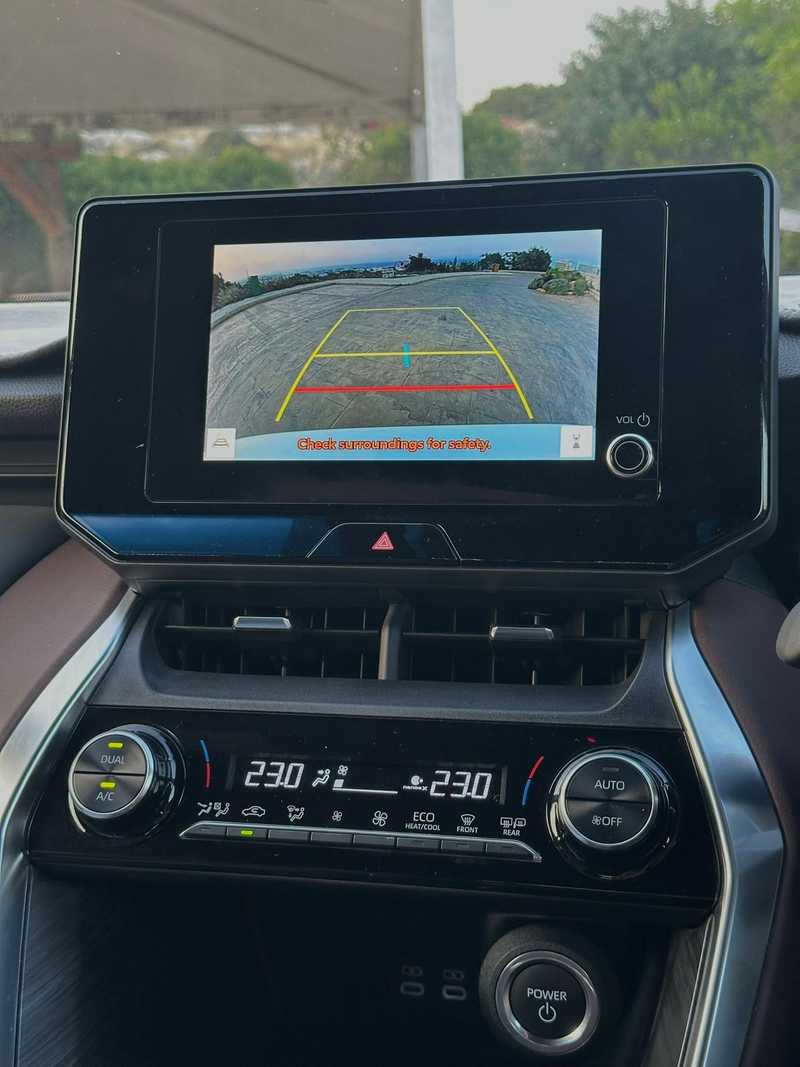2023 Toyota Harrier 2,5L 2023 Cyprus