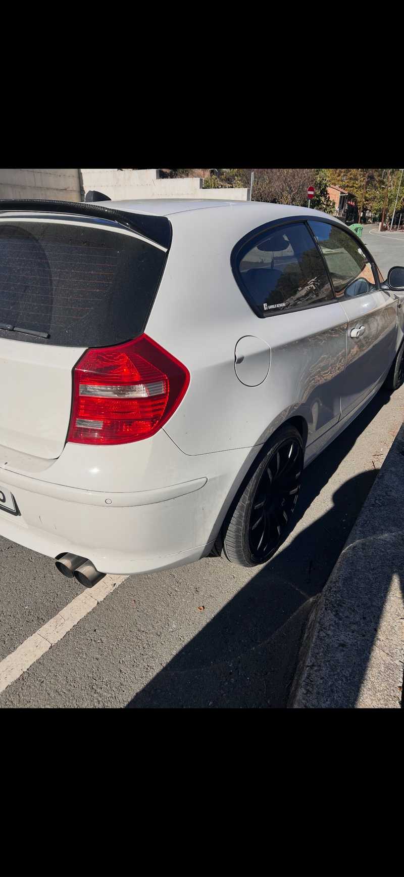 2010 BMW 1-Series 5,9L 2010 Cyprus