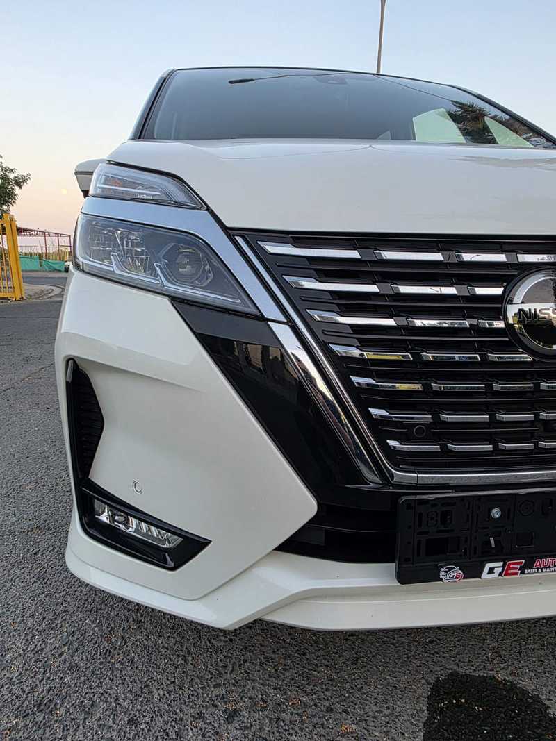 2022 Nissan Serena 2,0L 2022 Cyprus