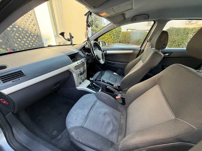 2008 Opel, Vauxhall Astra 1,4L 2008 Cyprus
