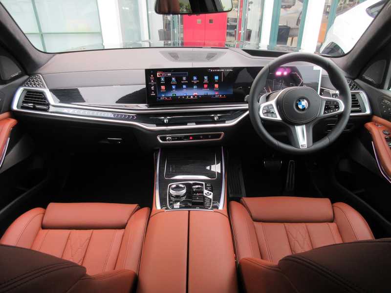 2025 BMW X7 3,0L 2025 Cyprus