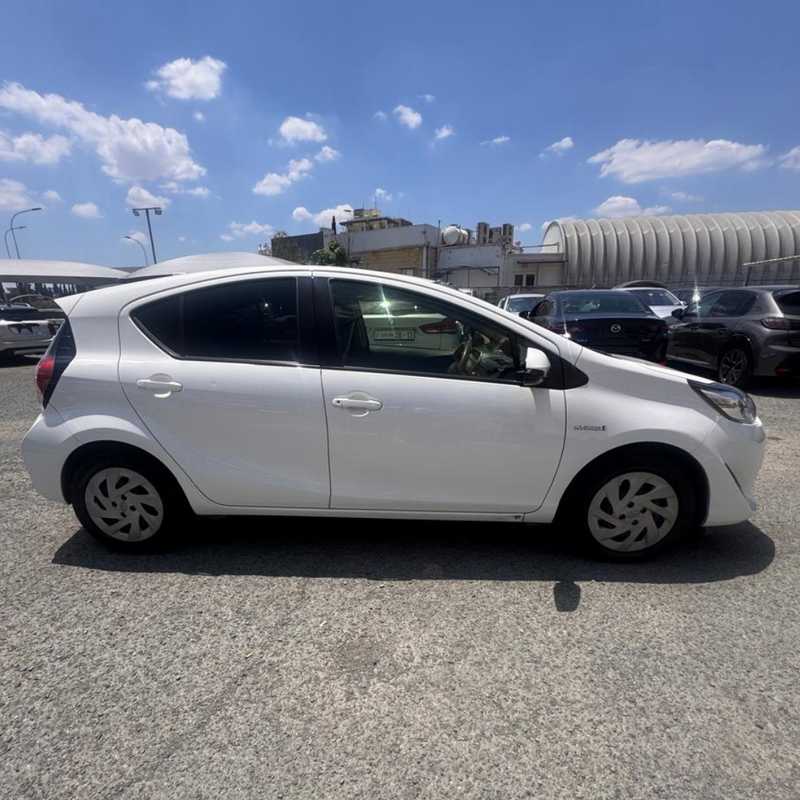 2019 Toyota Aqua 1,5L 2019 Cyprus