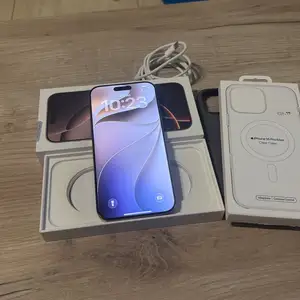 Iphone 16 pro max 256gb immaculate condition battery 93 cycle count 353, Nicosia — Strovolos - Stavros