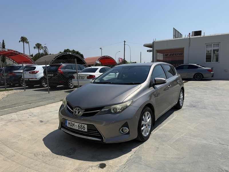 2013 Toyota Auris 1,6L 2013 Cyprus